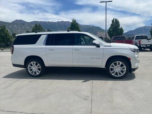 2023 Chevrolet Suburban 4WD High Country