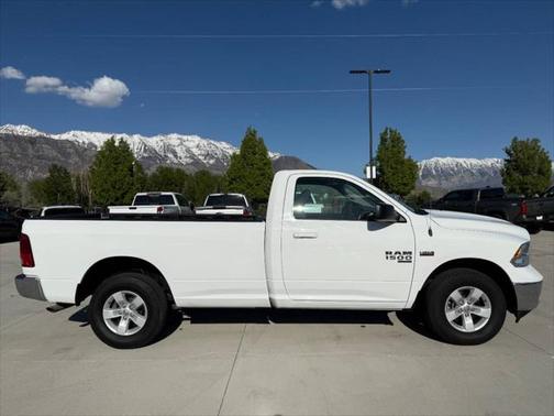 2019 RAM 1500 SLT