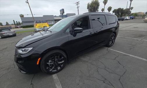 2025 Chrysler Pacifica Limited