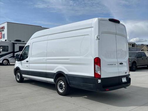 2022 Ford Transit-250 Base