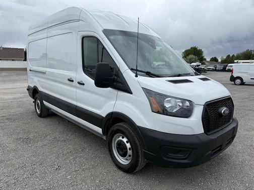 Oxford White 2025 Ford Transit-250 Base