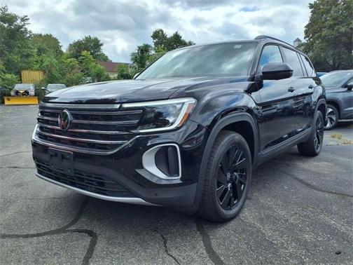 2025 Volkswagen Atlas 2.0T SE