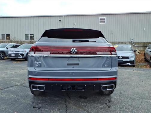 2026 Volkswagen Atlas Cross Sport 2.0T SEL Premium R-Line