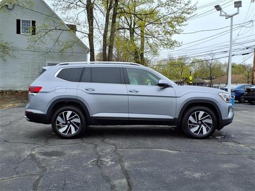 2025 Volkswagen Atlas 2.0T SEL