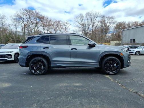 Platinum Gray Metallic 2026 Volkswagen Tiguan 2.0T SE R-Line Black