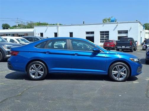 2023 Volkswagen Jetta 1.5T SE