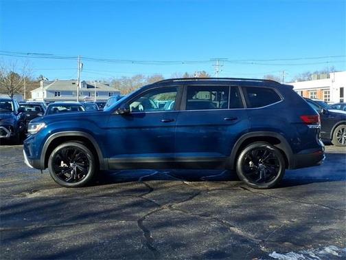 2023 Volkswagen Atlas 2.0T SE