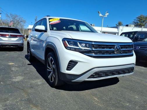 Opal White Pearl Effect 2023 Volkswagen Atlas 2.0T SEL