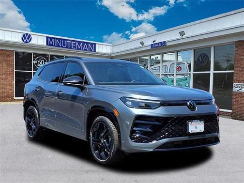 2025 Volkswagen Tiguan 2.0T SE R-Line Black
