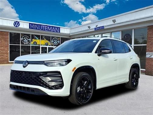 2025 Volkswagen Tiguan 2.0T SE R-Line Black