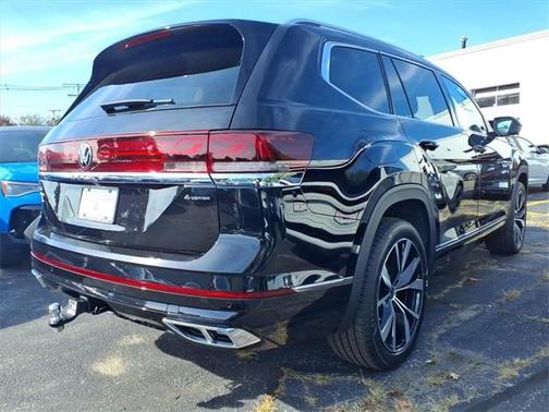 2026 Volkswagen Atlas 2.0T SEL Premium R-Line