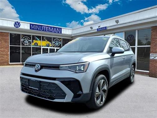 2025 Volkswagen Taos 1.5T SE