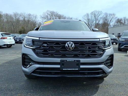 Silver Mist Metallic 2026 Volkswagen Atlas Cross Sport 2.0T SEL R-Line Black