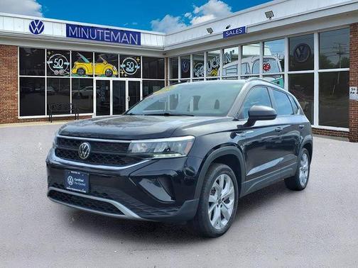 Deep Black Pearl Effect 2023 Volkswagen Taos 1.5T S