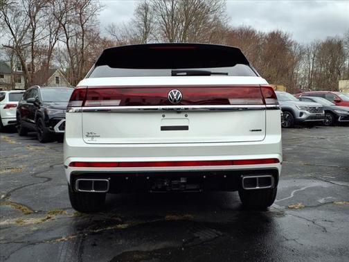 2025 Volkswagen Atlas Cross Sport 2.0T SEL Premium R-Line