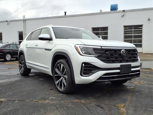 Opal White Pearl Effect 2025 Volkswagen Atlas Cross Sport 2.0T SEL Premium R-Line