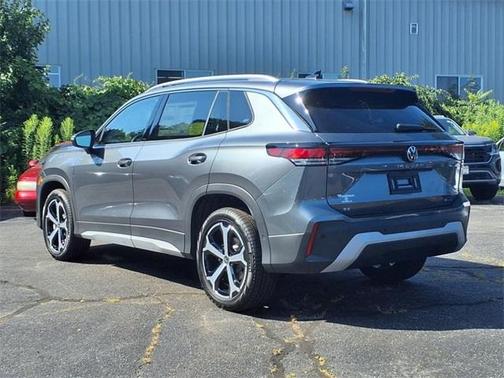 2025 Volkswagen Tiguan 2.0T SE