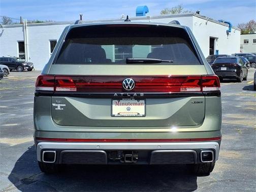 2025 Volkswagen Atlas 2.0T Peak Edition