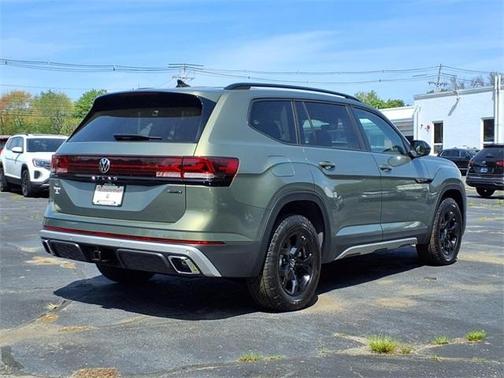 2025 Volkswagen Atlas 2.0T Peak Edition