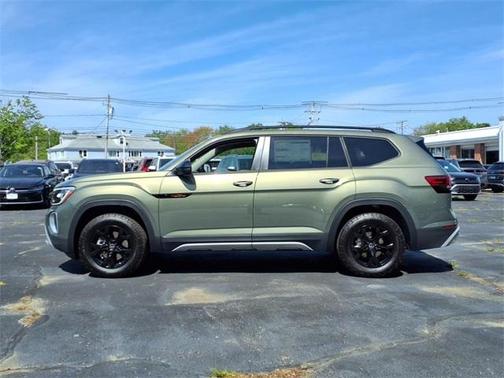 2025 Volkswagen Atlas 2.0T Peak Edition