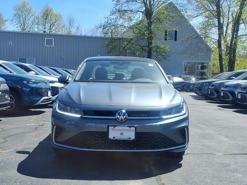 Platinum Gray Metallic 2026 Volkswagen Jetta 1.5T SE