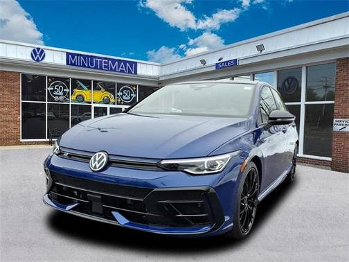 Lapiz Blue Metallic 2026 Volkswagen Golf R 2.0T Hatchback