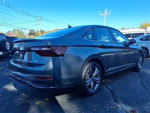 2023 Volkswagen Jetta 1.5T SE