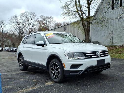 Pure White 2021 Volkswagen Tiguan 2.0T SE