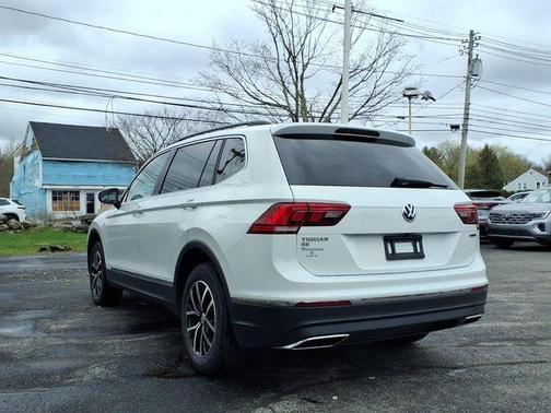 Pure White 2021 Volkswagen Tiguan 2.0T SE