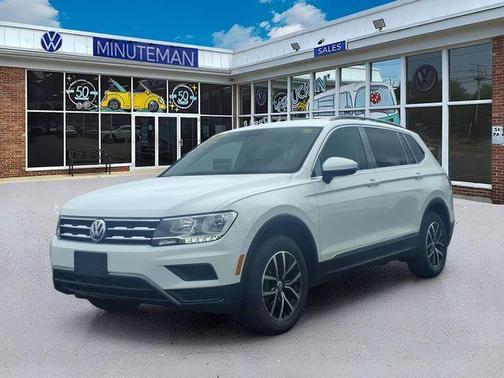 Pure White 2021 Volkswagen Tiguan 2.0T SE