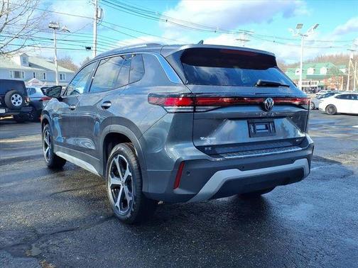 Platinum Gray Metallic 2026 Volkswagen Tiguan 2.0T SE