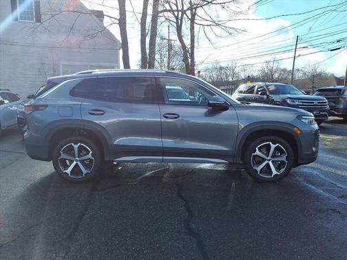 Platinum Gray Metallic 2026 Volkswagen Tiguan 2.0T SE