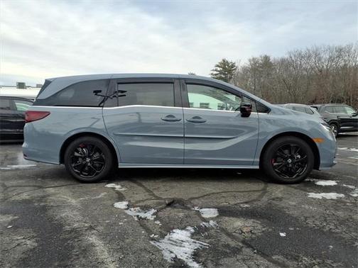 2024 Honda Odyssey Sport