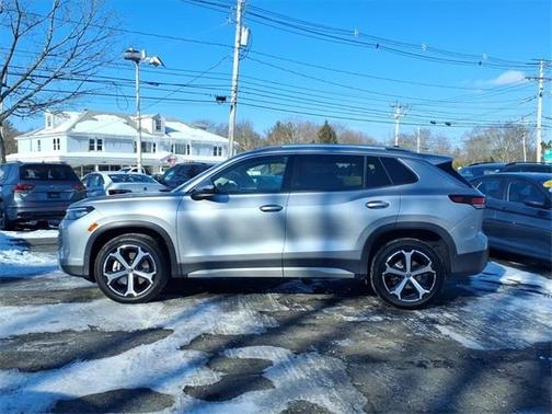 2025 Volkswagen Tiguan 2.0T SE