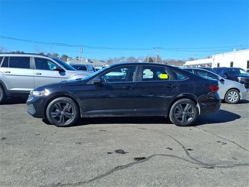 2024 Volkswagen Jetta 1.5T SE