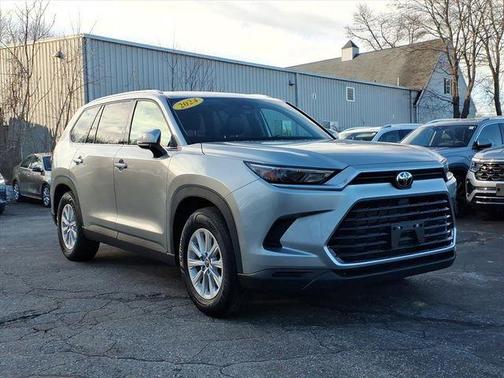 Silver 2024 Toyota Grand Highlander XLE