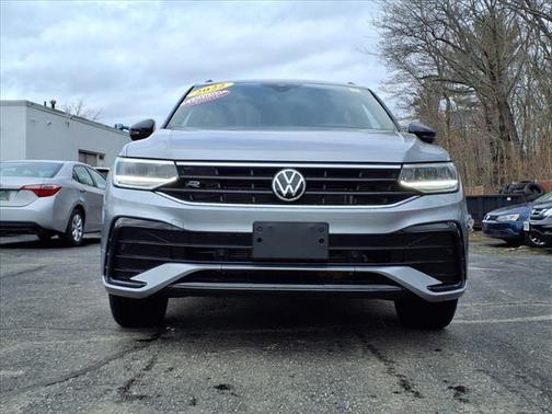 2022 Volkswagen Tiguan 2.0T SE R-Line Black
