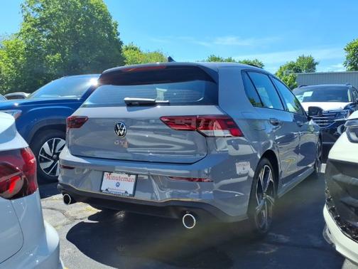 Moonstone Gray 2026 Volkswagen Golf GTI SE