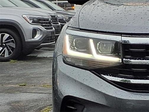 2022 Volkswagen Atlas 3.6L SEL
