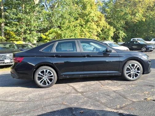 2025 Volkswagen Jetta 1.5T Sport