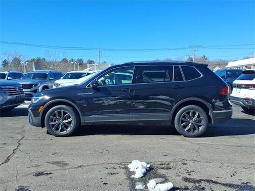 2022 Volkswagen Tiguan 2.0T SE