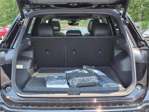 2025 Volkswagen Tiguan 2.0T SE R-Line Black