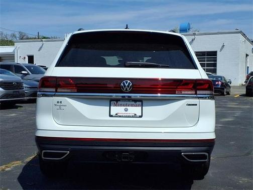 2025 Volkswagen Atlas 2.0T SE