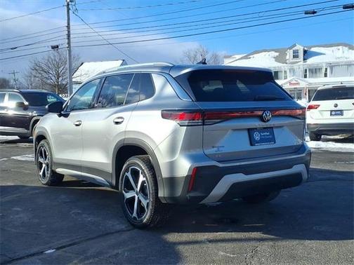 2025 Volkswagen Tiguan 2.0T SE