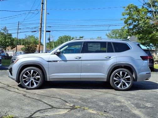 2025 Volkswagen Atlas 2.0T SEL Premium R-Line