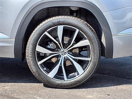 2025 Volkswagen Atlas 2.0T SEL Premium R-Line