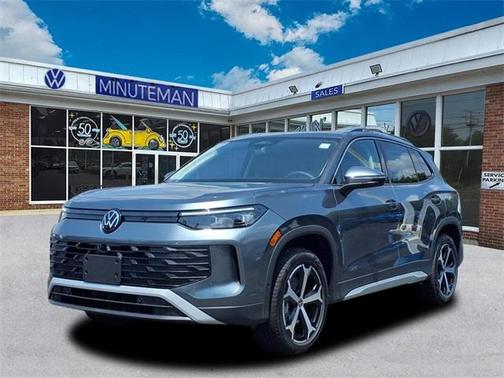 2025 Volkswagen Tiguan 2.0T SE