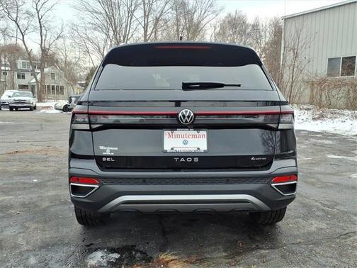 2026 Volkswagen Taos 1.5T SEL