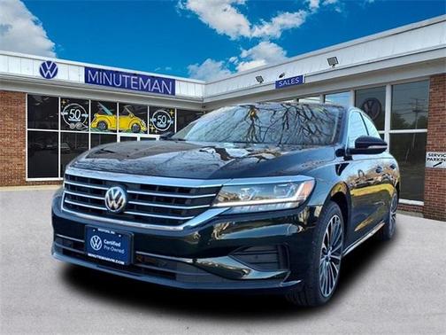 2022 Volkswagen Passat 2.0T Limited Edition