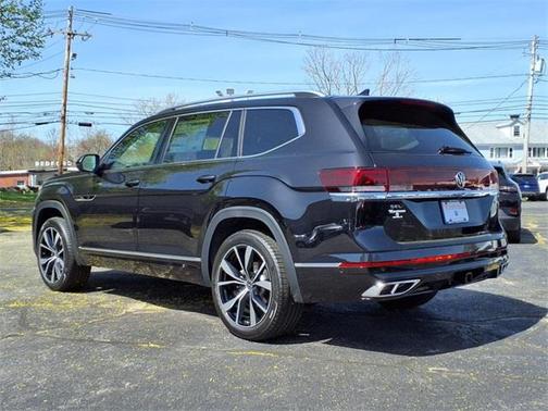 2025 Volkswagen Atlas 2.0T SEL Premium R-Line